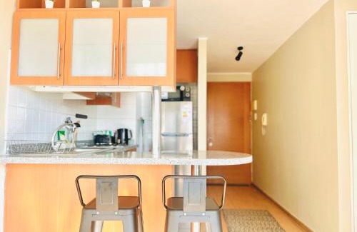El Golf Apartamento | Increibles vistas cercano a Parque Arauco y Costanera Center