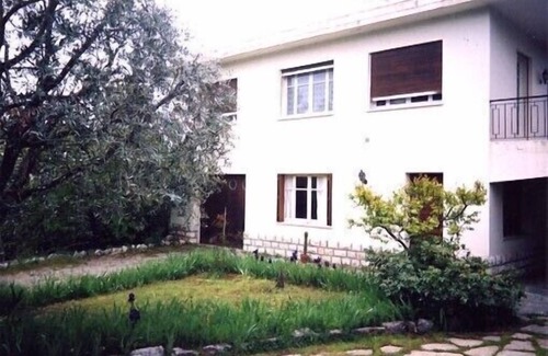 La Gaude Villa | Apartamento INDEPENDIENTE en villa en primera planta, en urbanización.