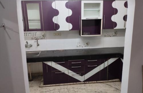 Aligarh Casa | INDEPENDENT FLOOR 1ST IN LIG11 SWARN JAYANTI NAGAR NEAR WATER TANK IN FRONT OF AURA PEARL APARTMENt