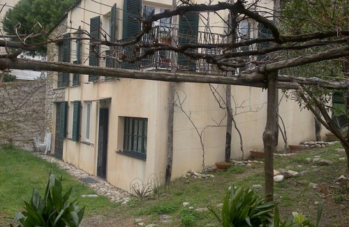 Spotorno Casa | casa independiente en el parque verde privada