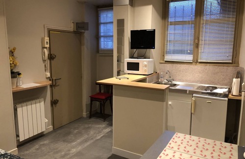 Centre Ville Apartamento | Estudio independiente amueblada centro
