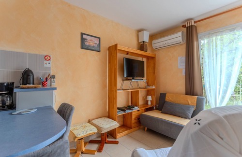 Lescar Apartamento | Independent Studio Le Pesquit