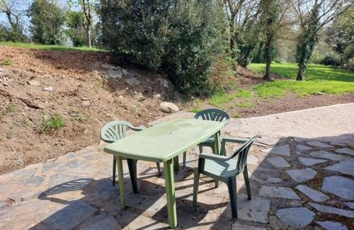 Sigournais Apartamento | Independent studio rentals