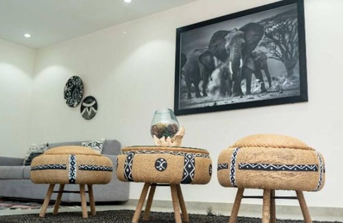La Somone Apartamento | INDEPENDENT SUITE LUXURY GUEST HOUSE