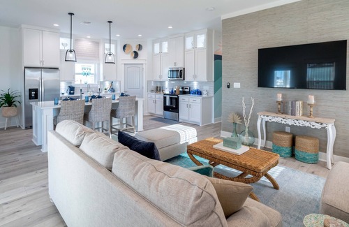 Indian Beach Casa | "Indian Beach Luxury | Beach & Bay View