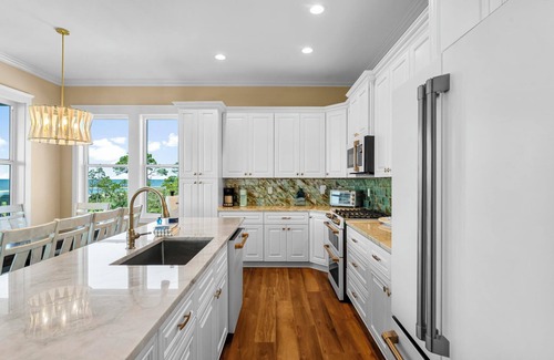 Indian Pass Casa | Indian Pass Beach Home - Beachfront, Private Pool, Pet Friendly, Sleeps 17