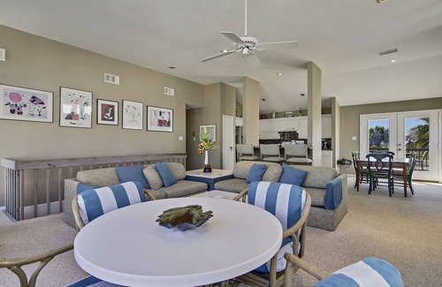 Indian Beach Casa | Indian Summer | Wet Bar, In Indian Beach!