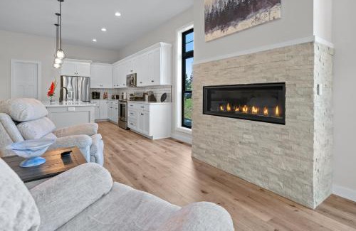 Egg Harbor Casa | Indigo Meadow at the Ridge by Simple Life Rentals