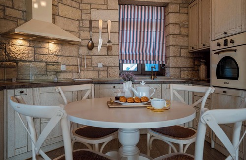 Marathitis Apartamento | Indigo private Villa with Pool-Gym-Sauna-BBQ by Hospi