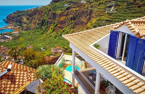 Tabua Casa | Indigo Star House