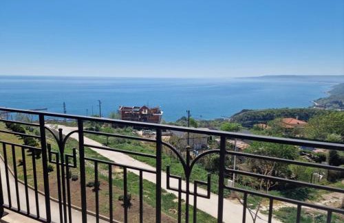 Balchik Apartamento | Indigo Wave - Sea View Studio Balchik by Flat Mаnager