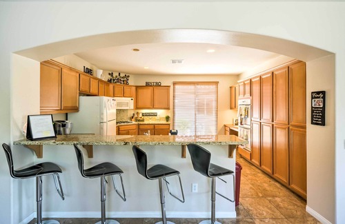Indio Cabaña | Indio Home w/ Mountain Views & Resort Amenities!