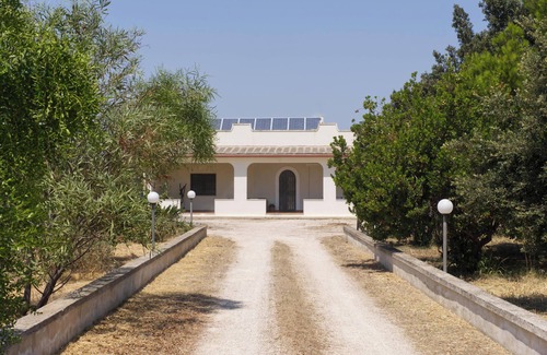 Mesagne Villa | Indipendent semi-detached Villa in the countryside, surrounded by greenery
