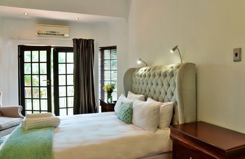 Hartbeespoort Casa | Indlovukazi Guesthouse