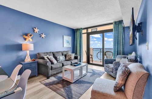 Myrtle Beach Apartamento | Indoor HotTub - Heated Pool - LazyRiver - King Bed