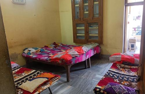 Allahabad Casa | Indra Family Homestay - Nearest Area to Triveni Sangam
