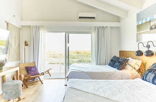 Montauk Hotel | Indulge In An Unforgettable Getaway Experience! 4 Relaxing Units, Free Parking