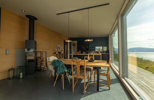 Skalsvik Casa | Indulge in beautiful nature and amazing views.