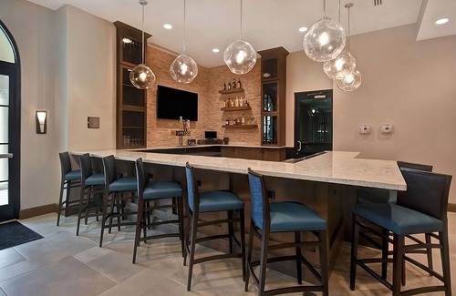 Florida Central Atlantic Coast Hotel | Indulge in Home Like Comfort! Full Kitchen, Outdoor Pool, Pets Allowed!