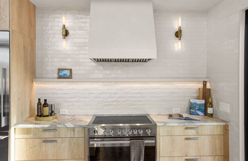 Pray Casa | Indulge in the Ultimate Western Retreat: Ideal location close to adventures