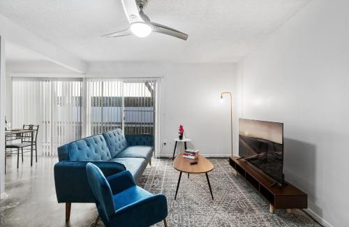 Bouldin Apartamento | Industrial Oasis Perfect Location Free Pkg