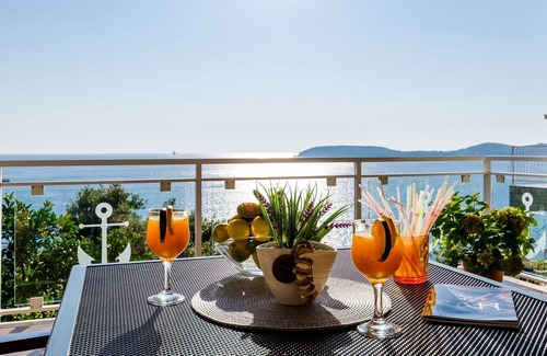 Lozica Apartamento | Indy's Beach Apartments