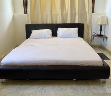 Msasani Cama Y Desayuno | Infinite estate ltd
