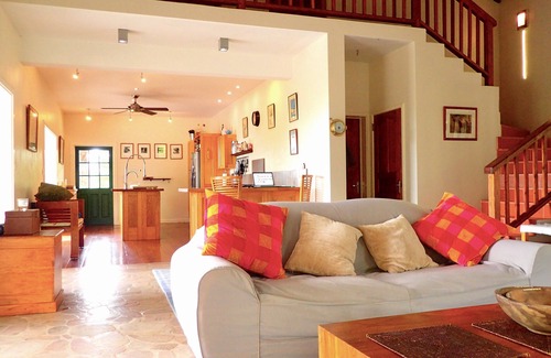 Pond Hill Villa | Piscina desbordante con vistas espectaculares.