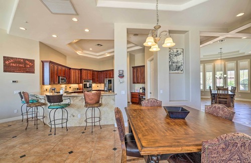 Black Mountain Shadows Casa | Infinity Pool: Stunning Home in Cave Creek!