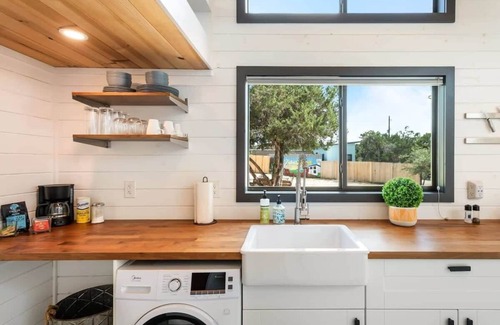 Dripping Springs Casa | Infinity Ranch: Luxe Tiny Homes w/ Resort Pool