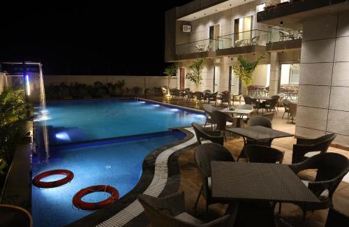 Mhow Complejo | Infinity Resort & Restaurant