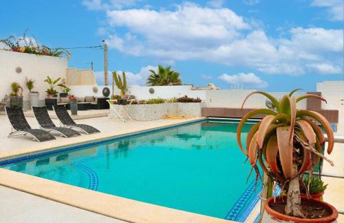 Mirleft Casa | Infinity View 4 Bed Pool Villa