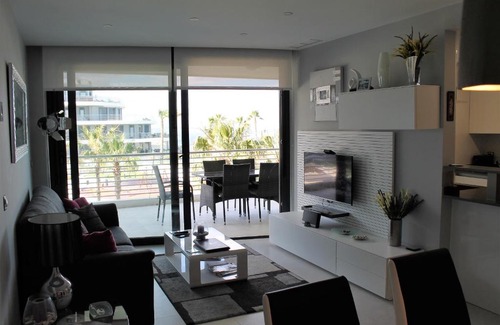 Els Arenals del Sol Apartamento | Infinity View Lovely Apartment