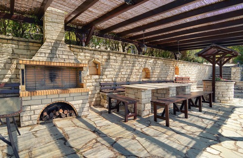 Ligiades Villa | NUEVO Infinity Villa en Ioanina