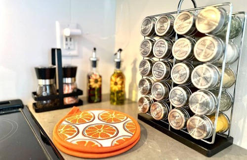 Beltline Apartamento | InfinityNest: Chic downtown escape/ stunning views