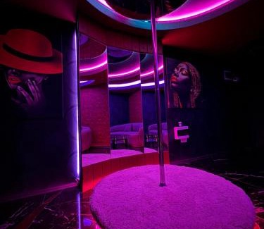 Popesti-Leordeni Hotel | Infinityrooms