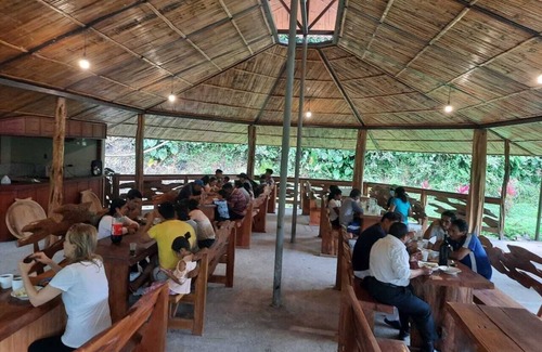 Tena Cabina | ingaru lodge