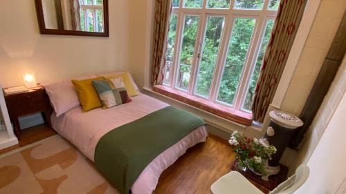 Bournemouth Casa | Ingledene a Spacious Family House