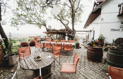 Somloszolos Casa | Inhauser Pincészet&Guesthouse&Restaurant