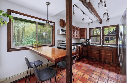 Circleville Cabina | Inkwell Gardens: A Modern Cabin in Middletown Close to Legoland, Golf, Hiking+
