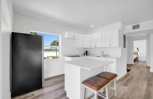 Palm Beach Shores Apartamento | INLET PALM BEACHES