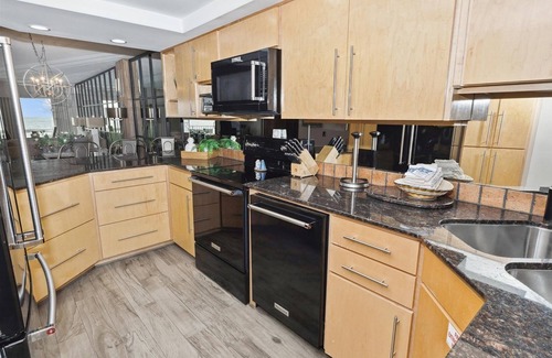 Holiday Isle Condominio | Inlet Reef 402 2 Bedroom Condo by RedAwning