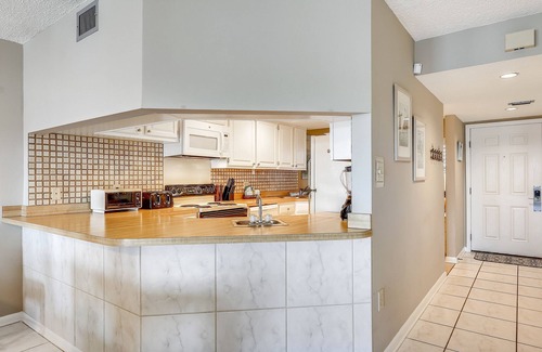 Holiday Isle Condominio | Inlet Reef 617 2 Bedroom Condo by RedAwning