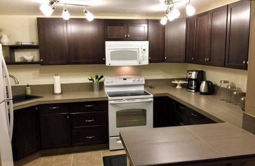 South Addition Casa | Inlet View House - Downtown Anchorage