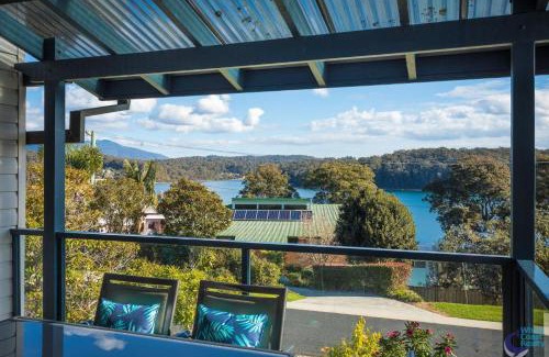 Narooma Casa | Inlet Views at 20 The Loop