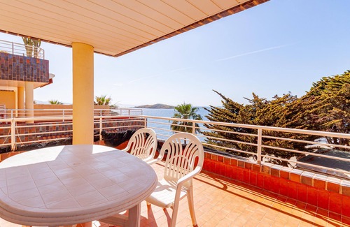 Cartagena Apartamento | Inmovecos Apart.vistas a 1ª linea playa Arp8C