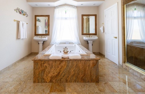 Temecula Cama Y Desayuno | Inn at Churon Winery