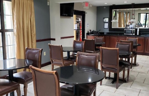 Port Wentworth Hotel | Inn at Mulberry Grove