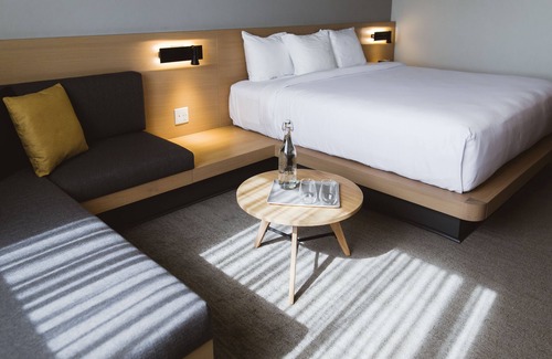 Downtown Winnipeg Hotel | Inn At The Forks