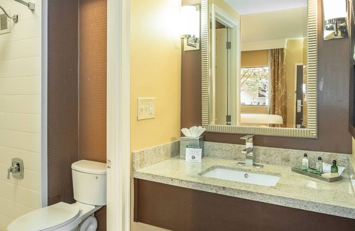 Downtown Atlanta Hotel | Inn at the Peachtrees, Ascend Hotel Collection